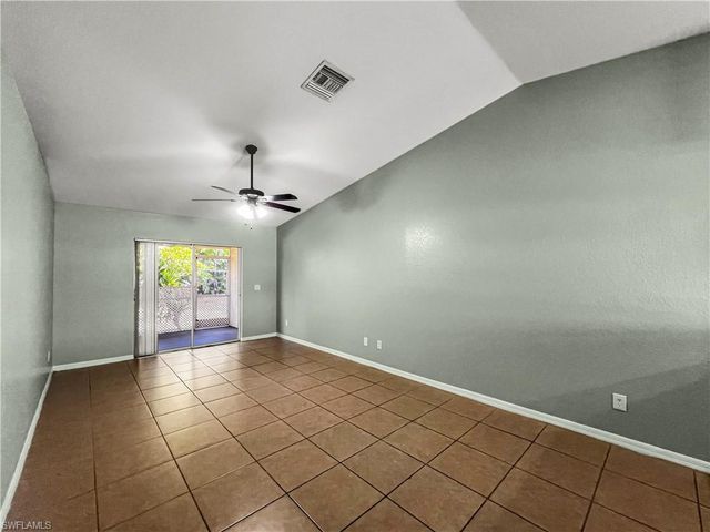 1909 SW Santa Barbara PL # 1909, Cape Coral, FL 33991