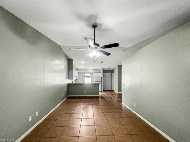 1909 SW Santa Barbara PL # 1909, Cape Coral, FL 33991