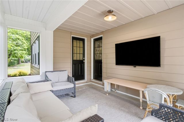 15712 Chadbourne Road, Shaker Heights, OH 44120