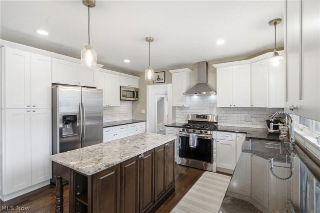 15712 Chadbourne Road, Shaker Heights, OH 44120