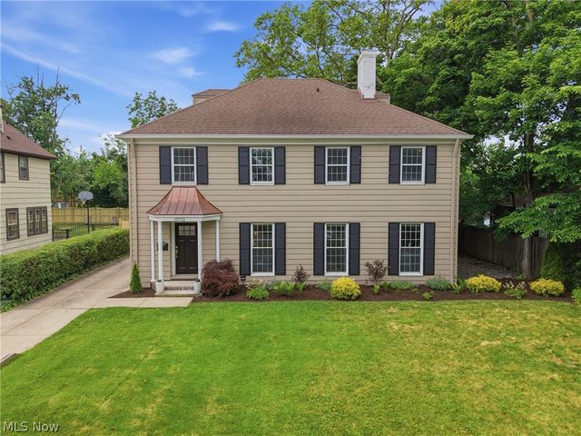 15712 Chadbourne Road, Shaker Heights, OH 44120