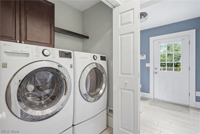 15712 Chadbourne Road, Shaker Heights, OH 44120