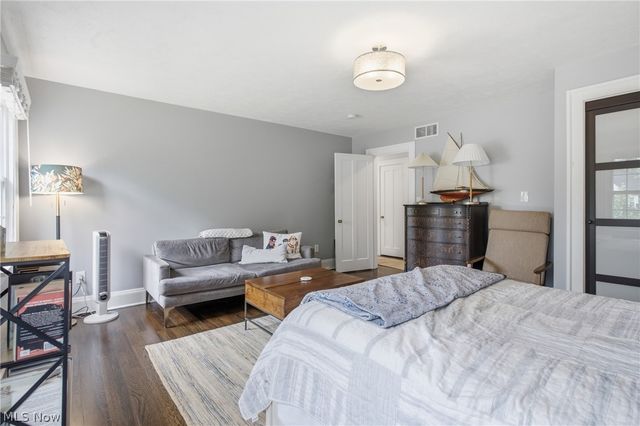 15712 Chadbourne Road, Shaker Heights, OH 44120