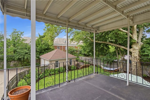 15712 Chadbourne Road, Shaker Heights, OH 44120