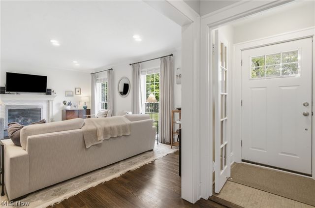 15712 Chadbourne Road, Shaker Heights, OH 44120
