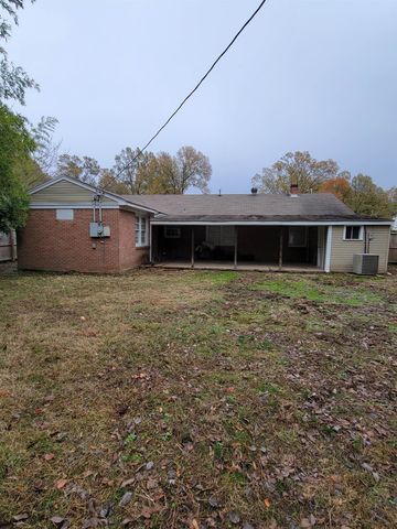 1229 S PERKINS RD, Memphis, TN 38117