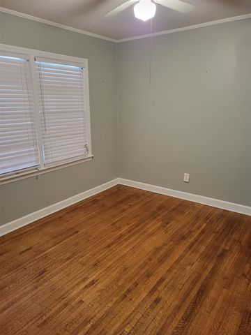 1229 S PERKINS RD, Memphis, TN 38117