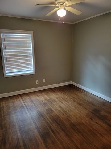 1229 S PERKINS RD, Memphis, TN 38117