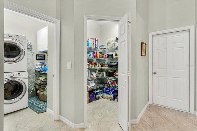 5355 GROVE MANOR, Lady Lake, FL 32159