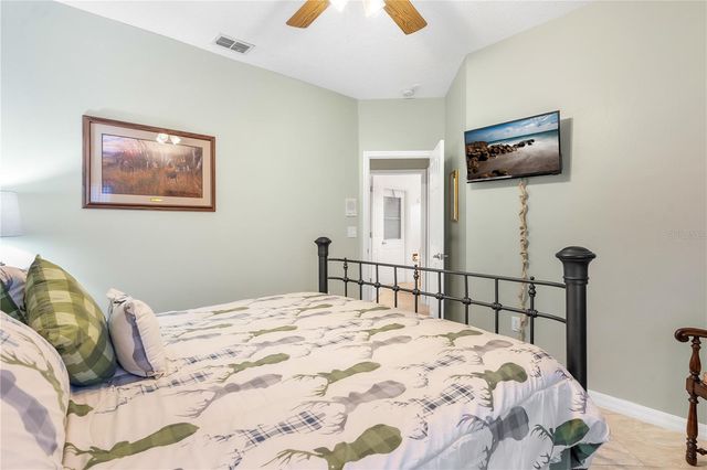 5355 GROVE MANOR, Lady Lake, FL 32159