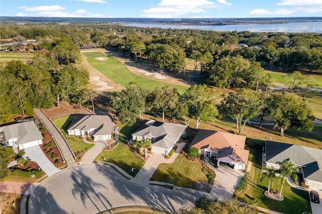 5355 GROVE MANOR, Lady Lake, FL 32159