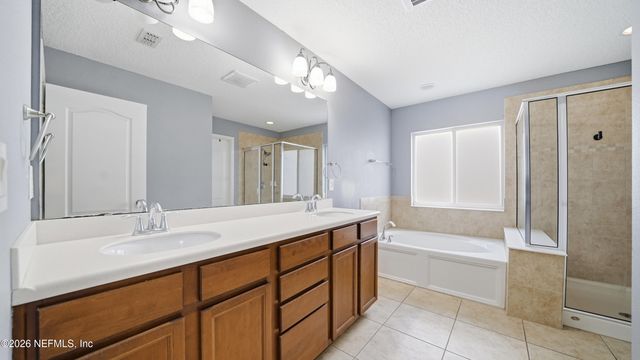 650 BRIAR VIEW Drive, Orange Park, FL 32065