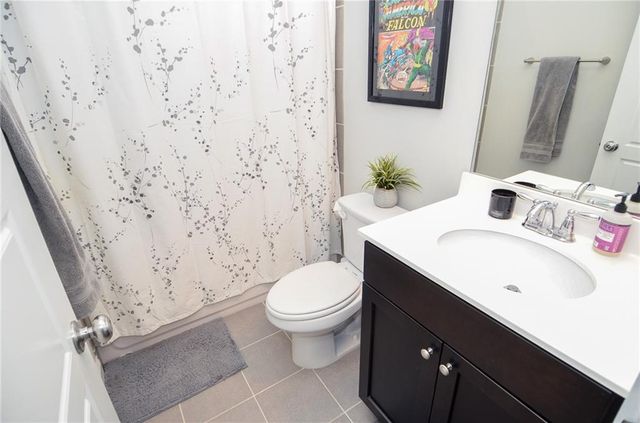 2143 Shale NW Lane, Atlanta, GA 30318