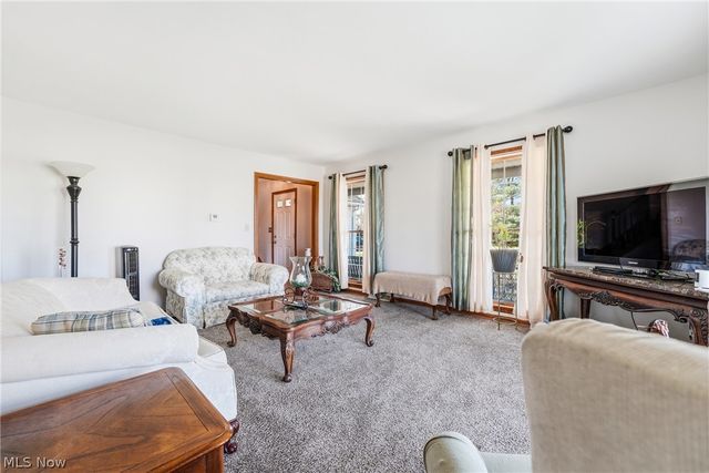 3533 Olde Winter Trail, Poland, OH 44514