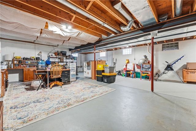 3533 Olde Winter Trail, Poland, OH 44514