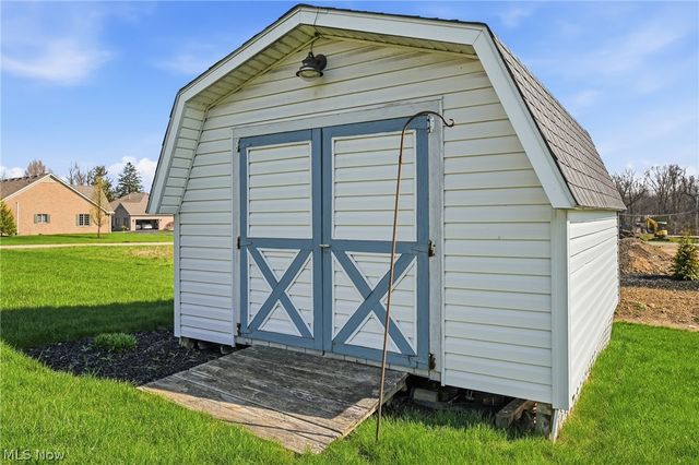 3533 Olde Winter Trail, Poland, OH 44514