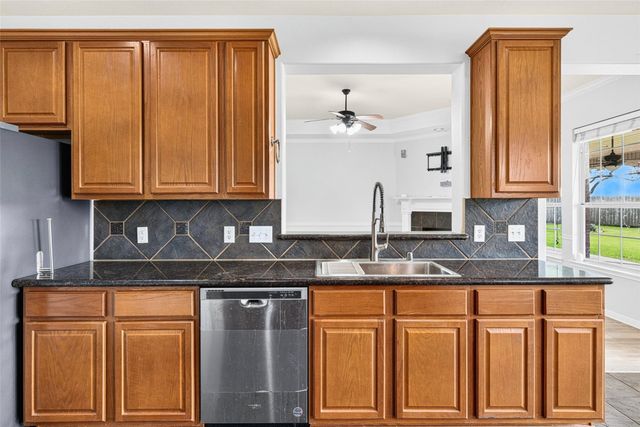11023 Leigh Woods Drive, Cypress, TX 77433