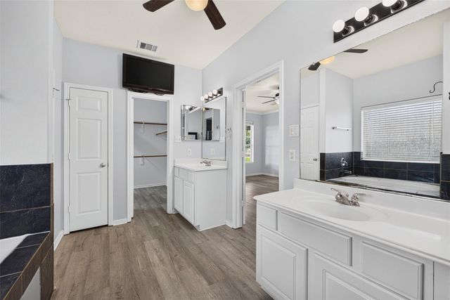 11023 Leigh Woods Drive, Cypress, TX 77433