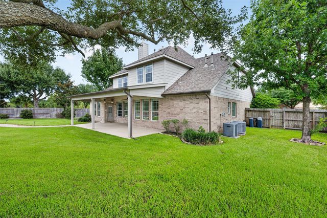 11023 Leigh Woods Drive, Cypress, TX 77433