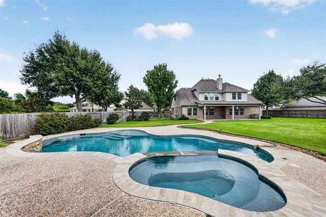 11023 Leigh Woods Drive, Cypress, TX 77433