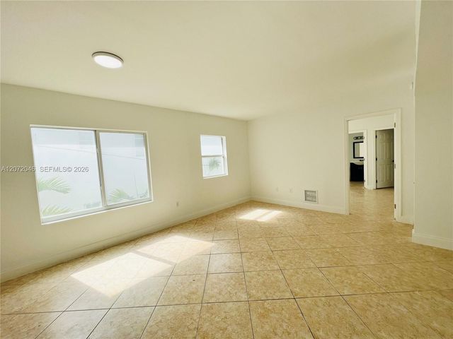 950 Bay Drive 6, Miami Beach, FL 33141