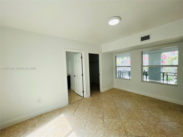 950 Bay Drive 6, Miami Beach, FL 33141