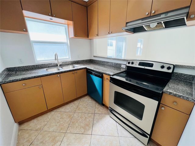 950 Bay Drive 6, Miami Beach, FL 33141