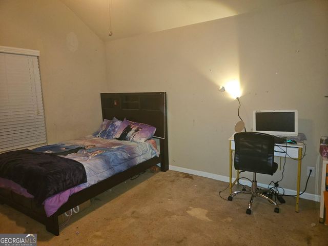 8230 Laurel Drive SW, Covington, GA 30014