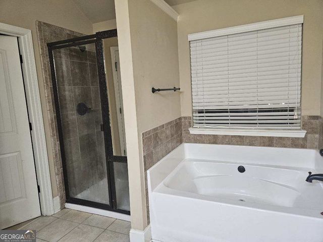 8230 Laurel Drive SW, Covington, GA 30014