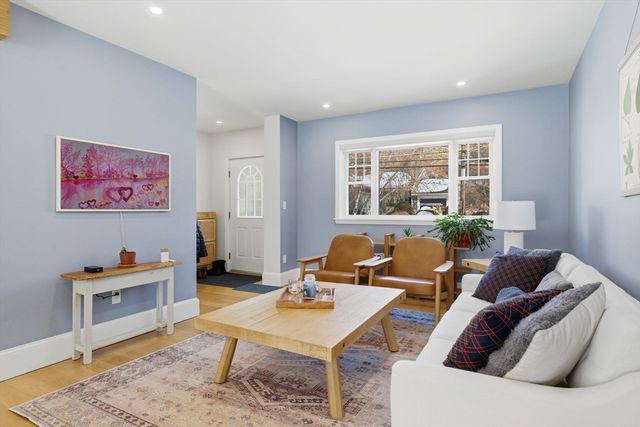 55 Bowman St, Malden, MA 02148