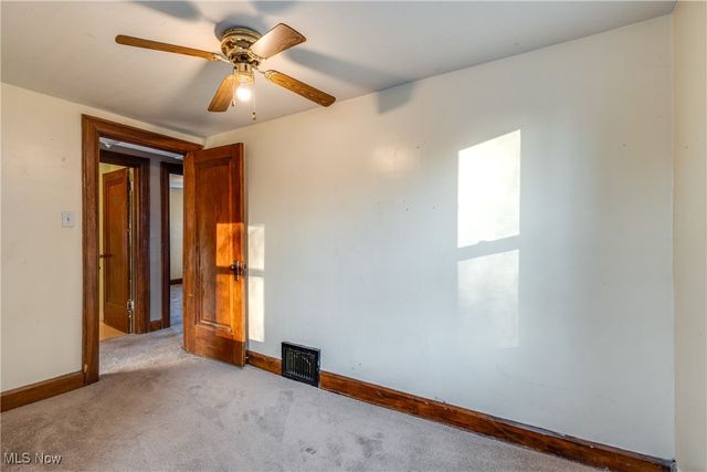 1228 Murray Avenue, Akron, OH 44310