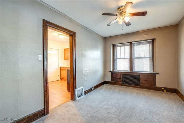 1228 Murray Avenue, Akron, OH 44310