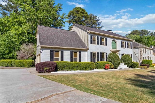 411 Sarah Lane, Lawrenceville, GA 30046