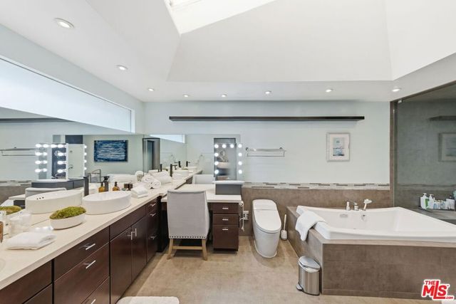 12756 Milbank Street, Studio City, CA 91604
