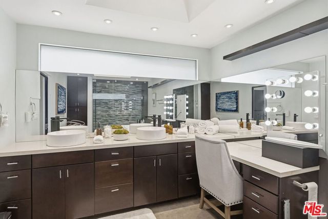 12756 Milbank Street, Studio City, CA 91604
