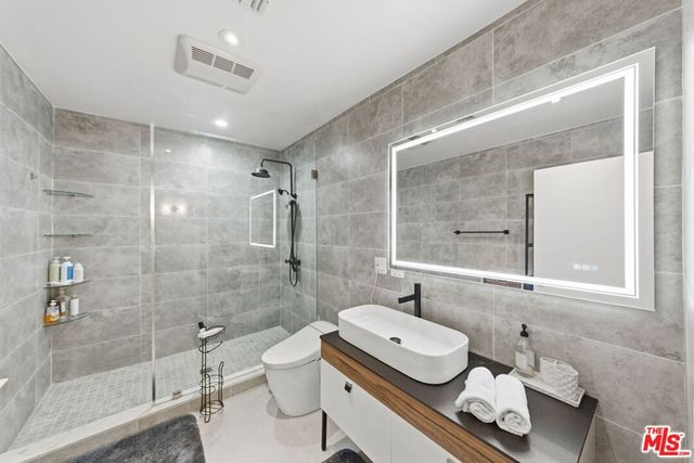 12756 Milbank Street, Studio City, CA 91604
