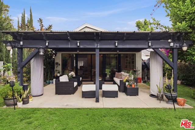 12756 Milbank Street, Studio City, CA 91604