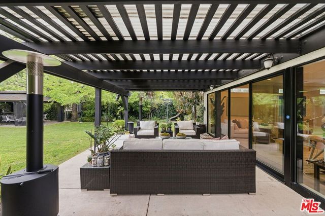 12756 Milbank Street, Studio City, CA 91604
