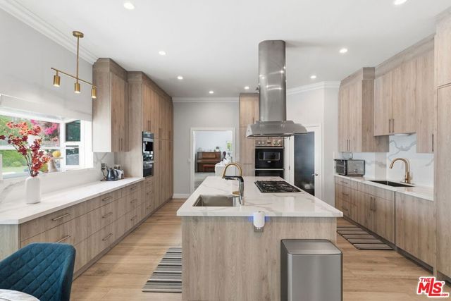 12756 Milbank Street, Studio City, CA 91604