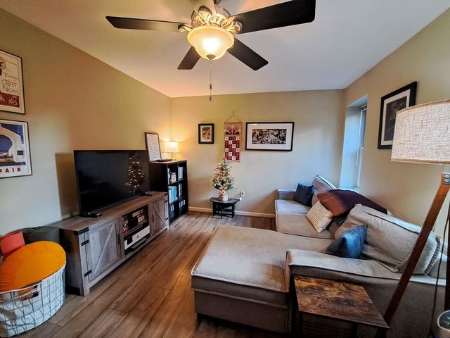 38 Charter 11, Boston, MA 02113