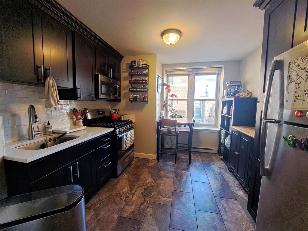 38 Charter 11, Boston, MA 02113