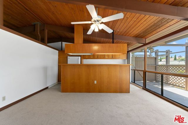 1044 Pacific Street, Santa Monica, CA 90405