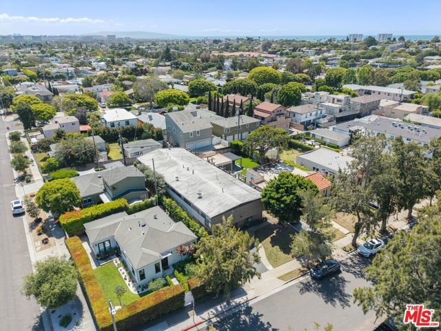 1044 Pacific Street, Santa Monica, CA 90405