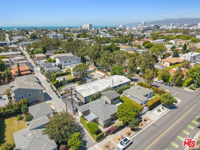 1044 Pacific Street, Santa Monica, CA 90405