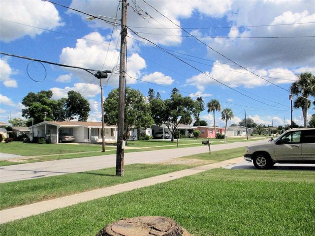 6339 PONTIAC LANE, North Port, FL 34287