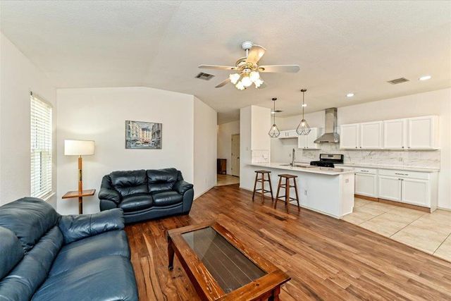 509 Paso Fino TRL, Cedar Park, TX 78613