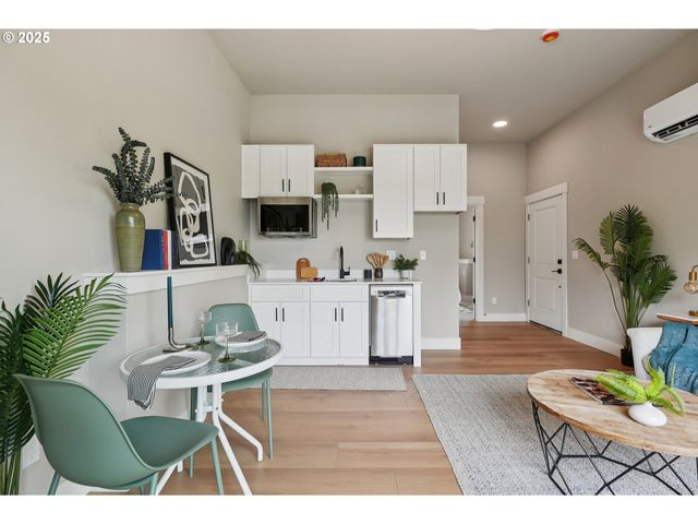 8840 Sw Serenity Terrace, Beaverton, OR 97007