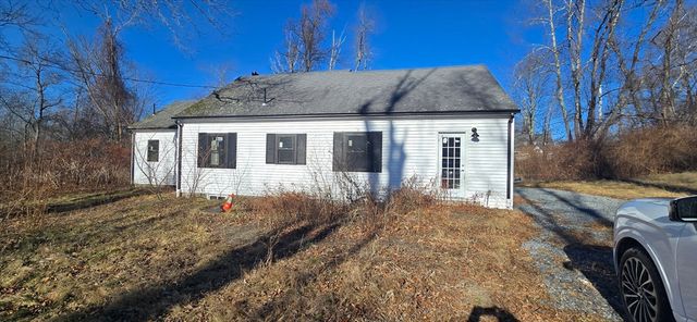 109 Mendon Rd, Sutton, MA 01590