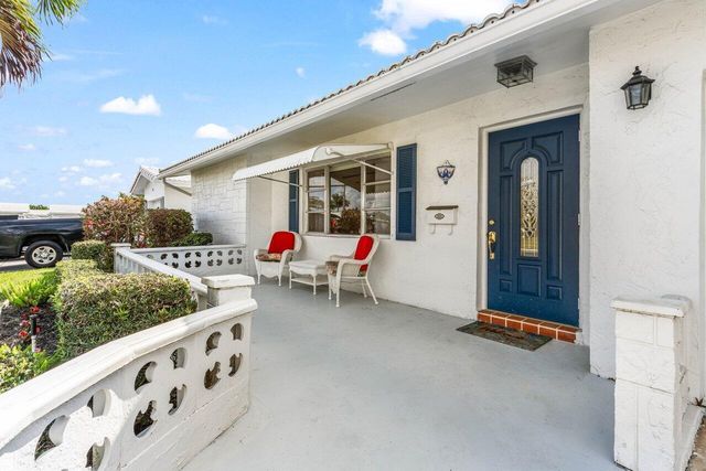 1802 SW 13th Avenue, Boynton Beach, FL 33426
