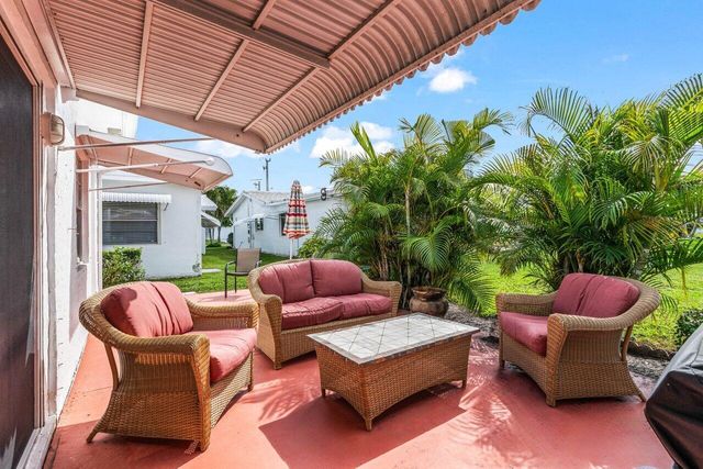 1802 SW 13th Avenue, Boynton Beach, FL 33426